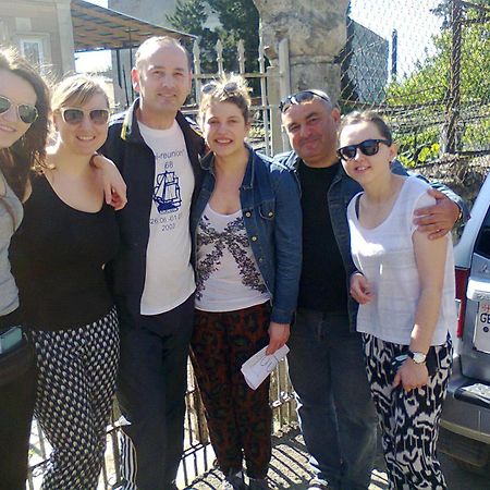 Giorgi'S Homestay 쿠타이시 외부 사진
