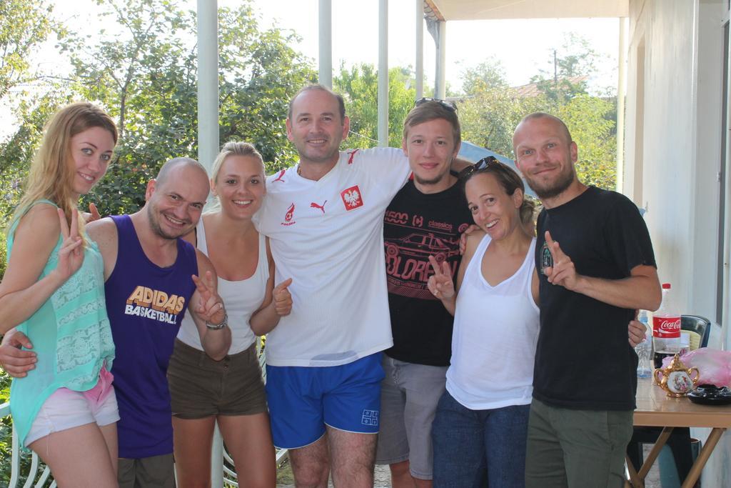 Giorgi'S Homestay 쿠타이시 외부 사진