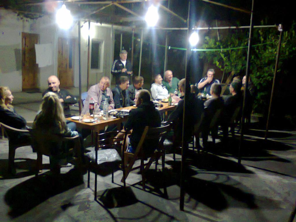 Giorgi'S Homestay 쿠타이시 외부 사진