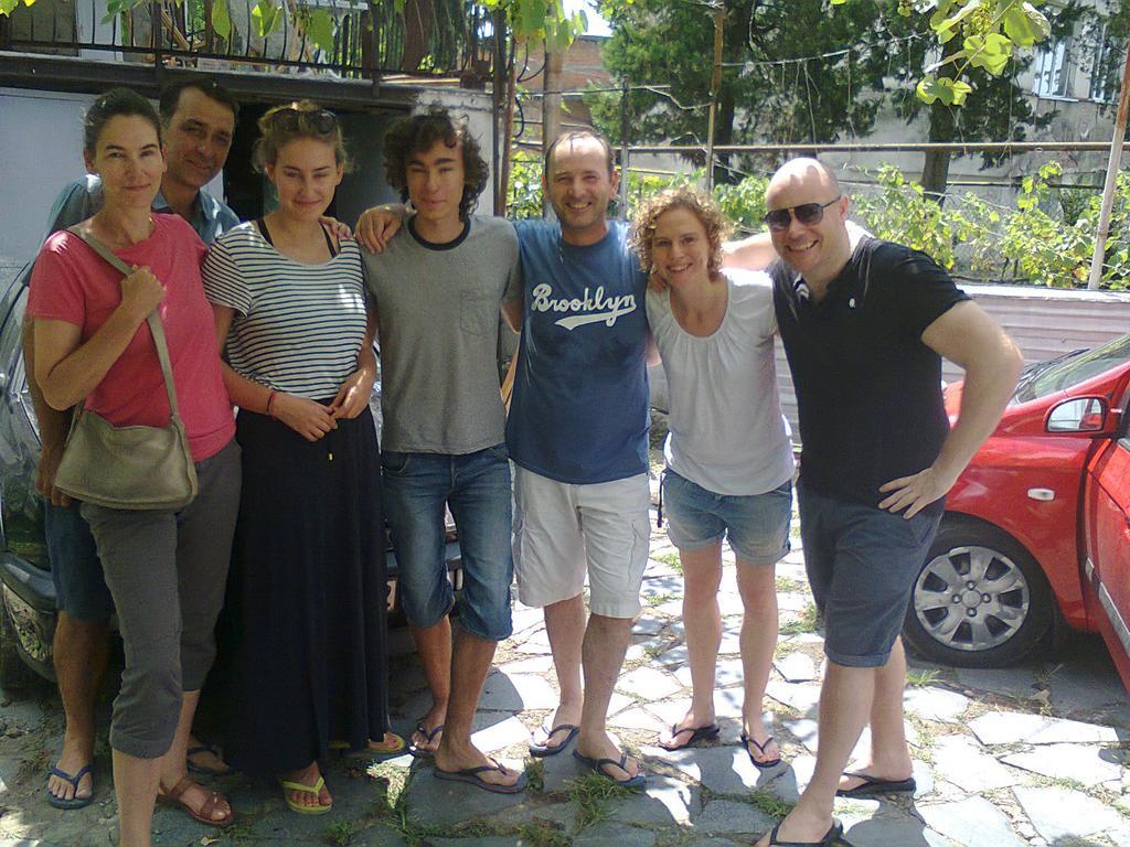 Giorgi'S Homestay 쿠타이시 외부 사진