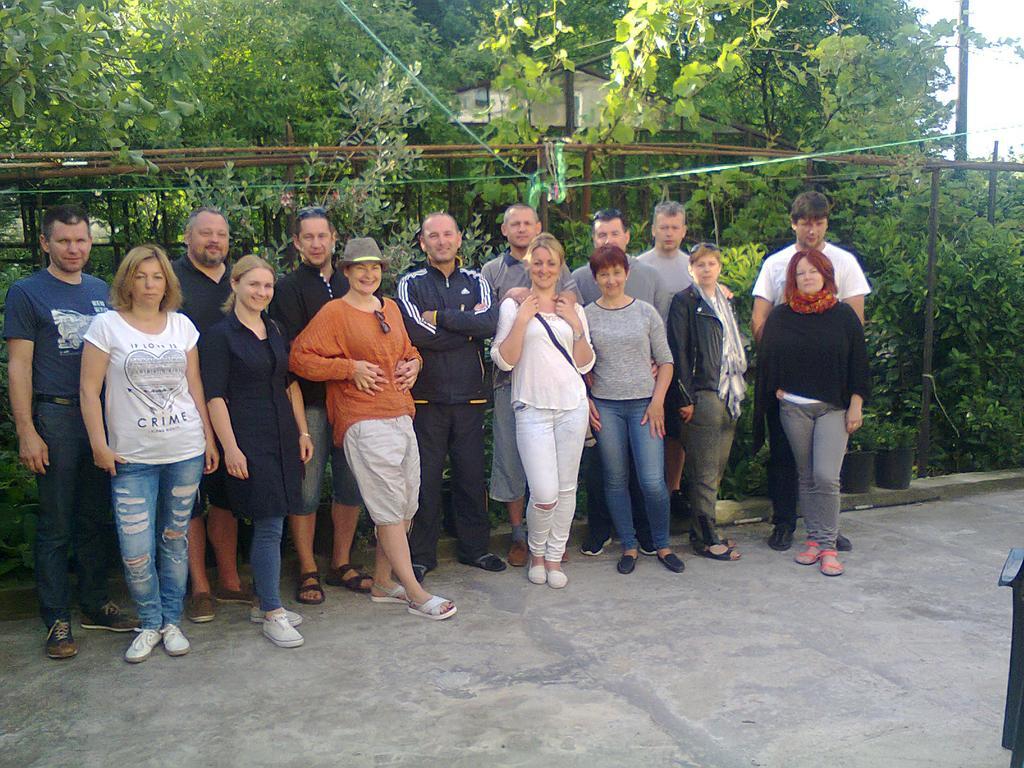 Giorgi'S Homestay 쿠타이시 외부 사진