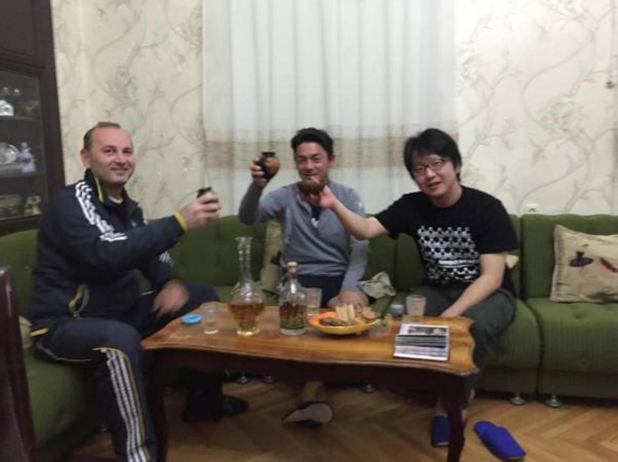 Giorgi'S Homestay 쿠타이시 외부 사진