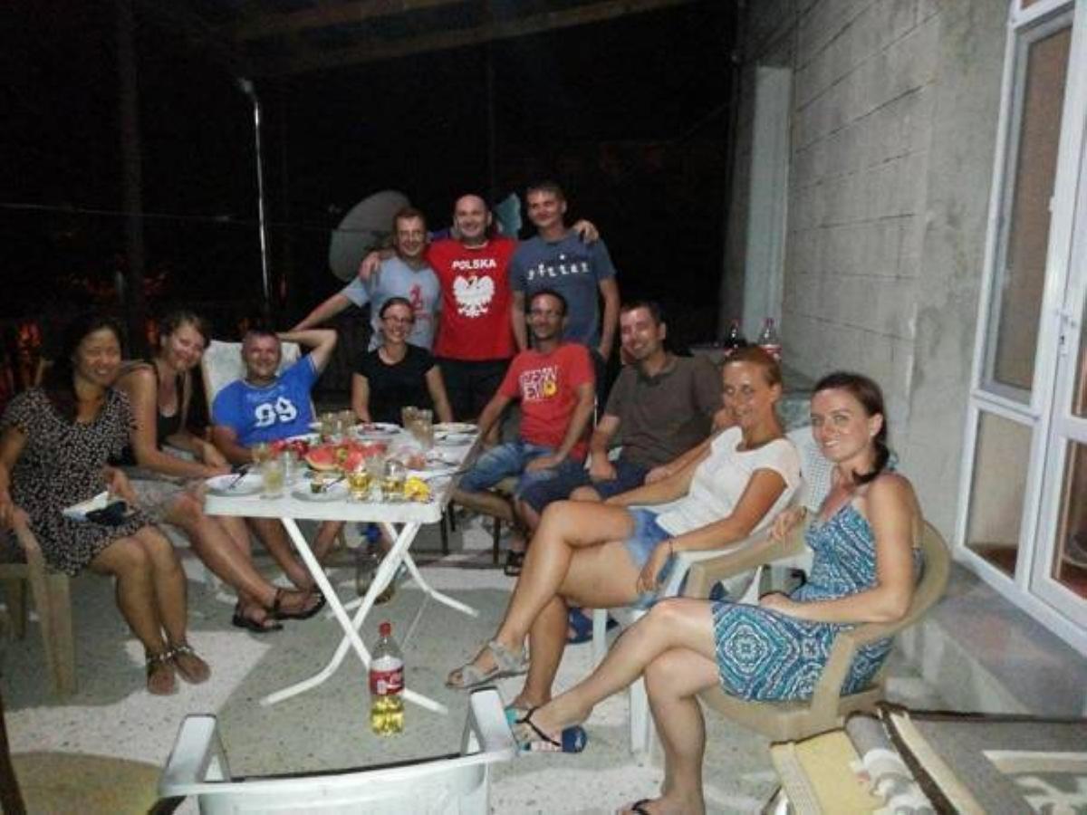 Giorgi'S Homestay 쿠타이시 외부 사진